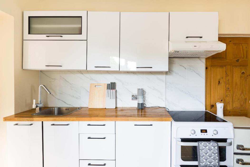 Umbrella Properties Private Apartment เบอร์มิงแฮม ภายนอก รูปภาพ