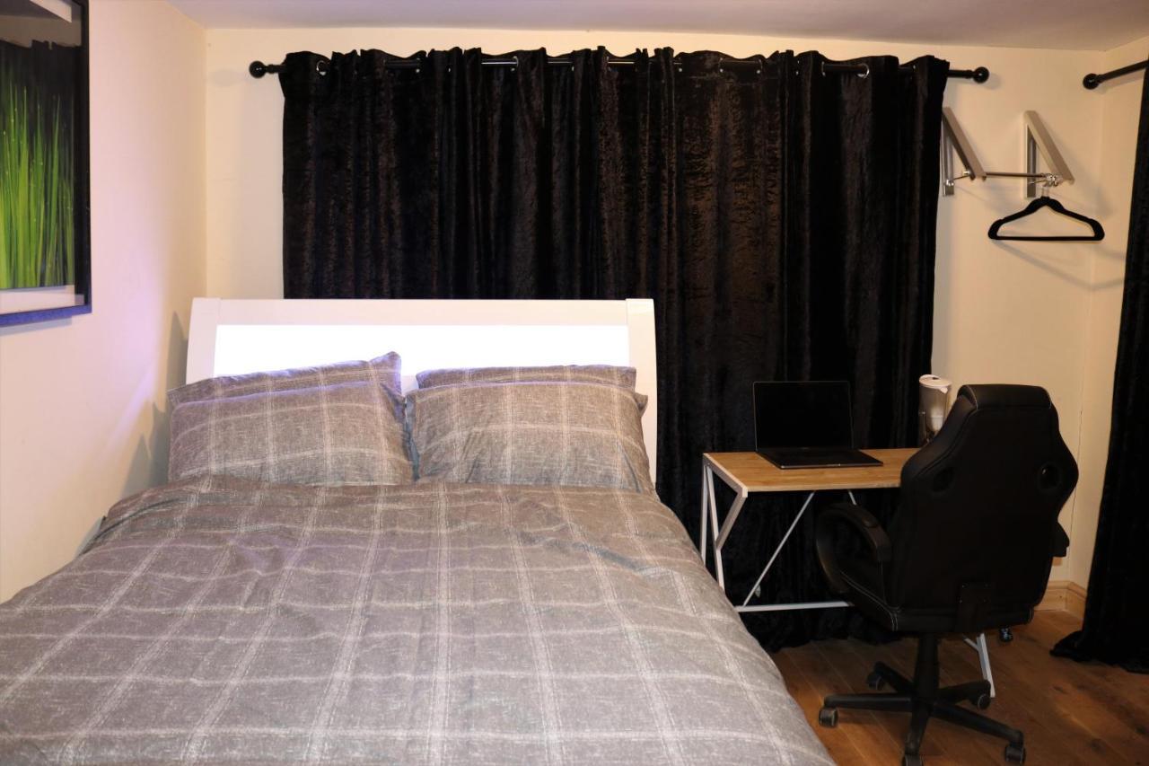 Umbrella Properties Private Apartment เบอร์มิงแฮม ภายนอก รูปภาพ