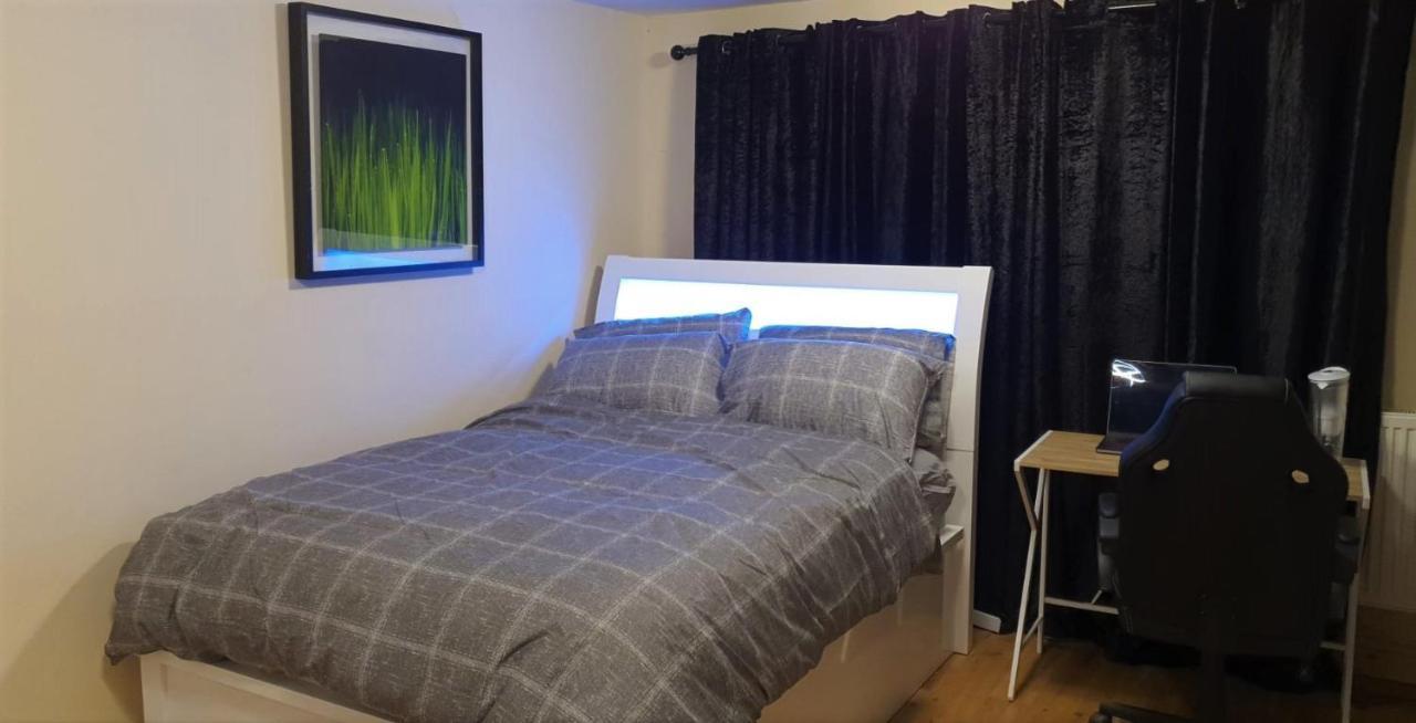 Umbrella Properties Private Apartment เบอร์มิงแฮม ภายนอก รูปภาพ