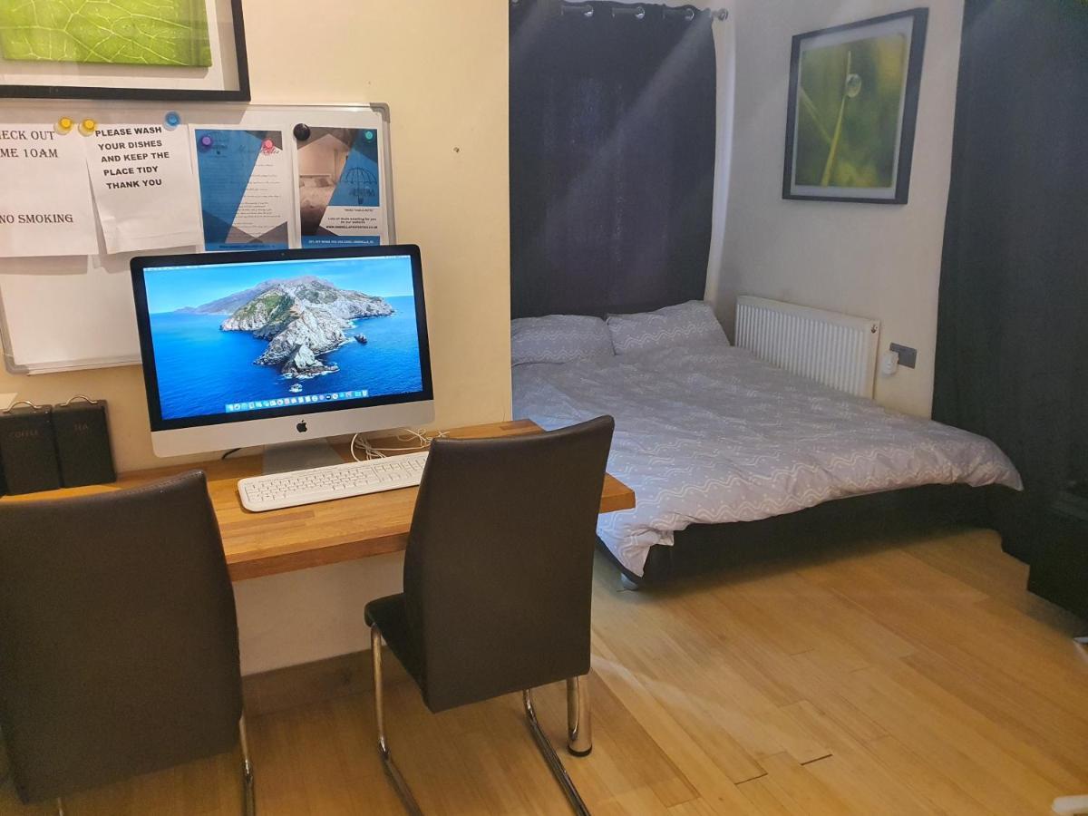 Umbrella Properties Private Apartment เบอร์มิงแฮม ภายนอก รูปภาพ